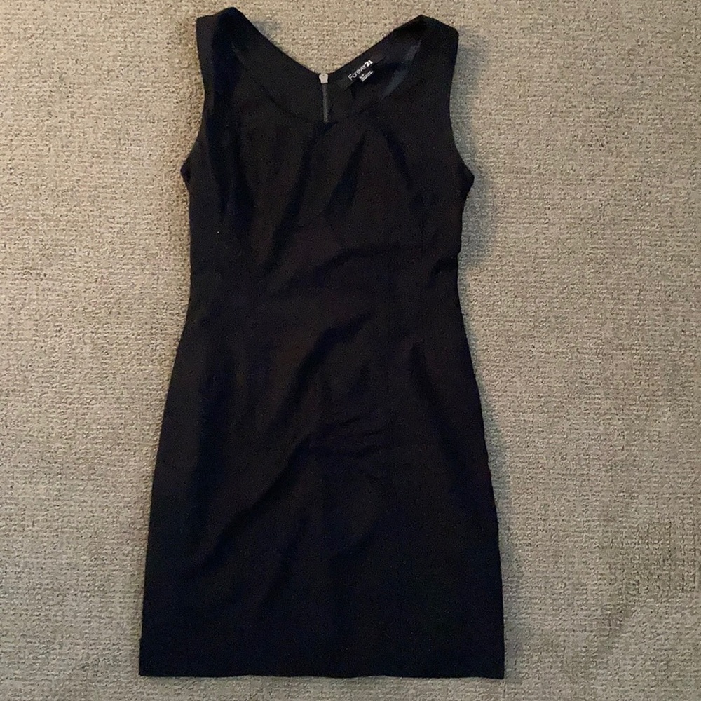 Forever 21 Simple Black Dress